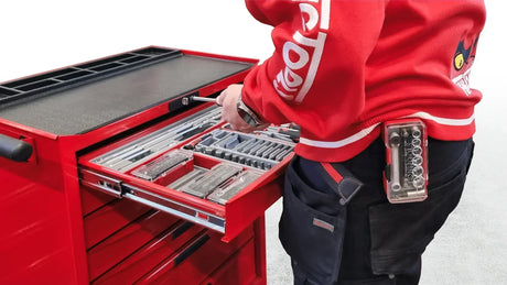 Belt clip tool sets beyond their size: Sleek, subtle, solution-focused