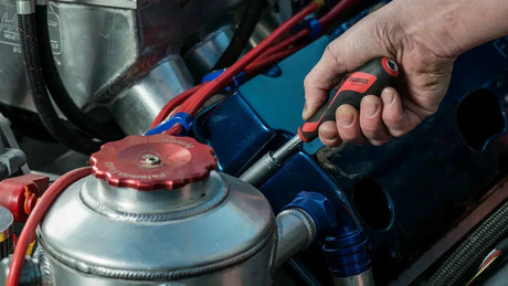 Superior grip, superior safety: The TengTools three-zone handle design